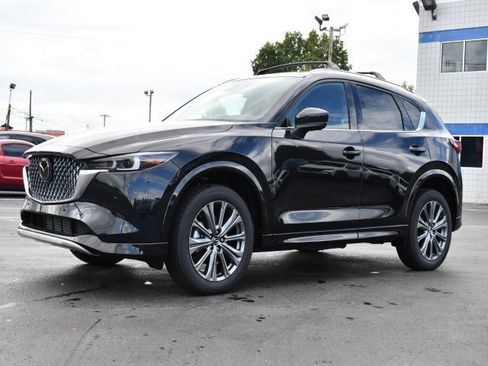 New 2025 MAZDA CX-5 Signature image 3
