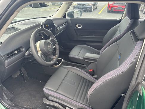 Certified 2025 MINI Cooper 2-Door Hardtop FWD image 2