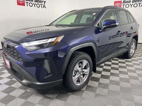 Used 2025 Toyota RAV4 XLE w/ Convenience Package image 21