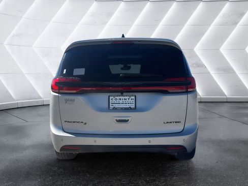 New 2026 Chrysler Pacifica Limited w/ S Appearance Package image 7