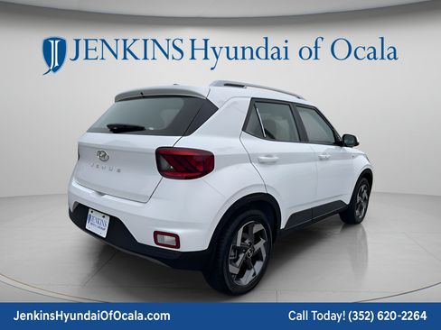 New 2026 Hyundai Venue SEL FWD image 6