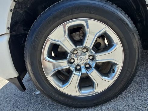 Used 2022 RAM 1500 Big Horn AWD/4WD image 9