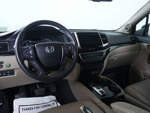 Used 2017 Honda Pilot Touring image 21