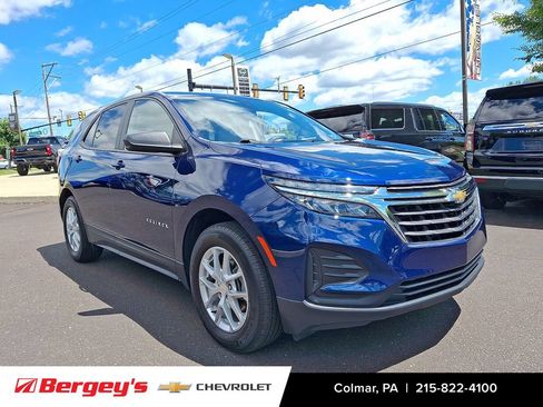 Used 2023 Chevrolet Equinox LS w/ LS Convenience Package FWD image 8