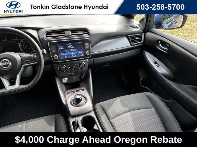 Used 2025 Nissan Leaf S FWD image 27