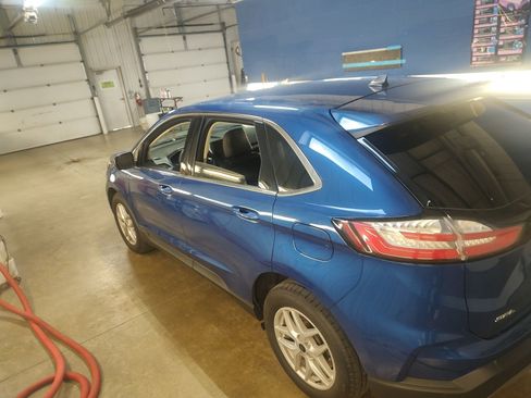 Used 2023 Ford Edge SEL w/ Convenience Package image 8