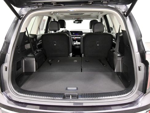 Certified 2025 Kia Telluride EX w/ EX Captain's Chair Package AWD/4WD image 7