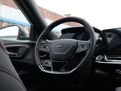 New 2026 Chevrolet Trax RS w/ Sunroof Package image 38