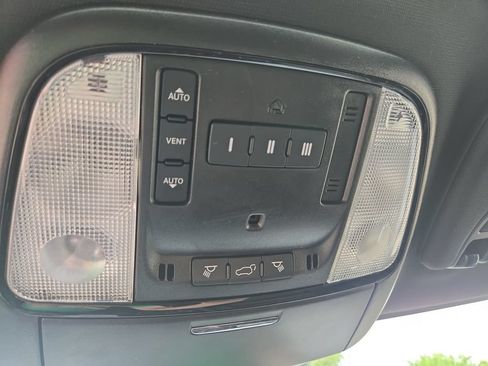 Used 2024 Dodge Durango GT AWD/4WD image 40
