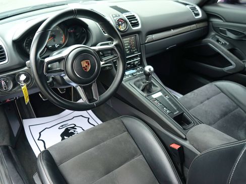 Used 2016 Porsche Cayman GT4 w/ Sport Chrono Package RWD image 17
