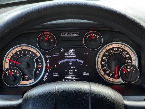 Used 2013 RAM 1500 Express RWD image 31