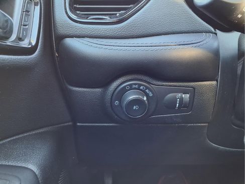 Used 2022 Dodge Durango GT image 16