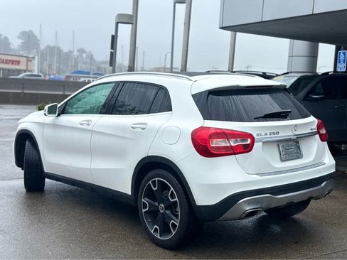 Used 2020 Mercedes-Benz GLA 250 4MATIC image 4