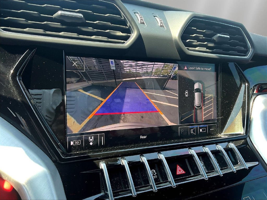 Used 2021 Lamborghini Urus AWD/4WD image 14
