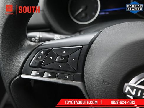 Used 2025 Nissan Sentra SV image 18