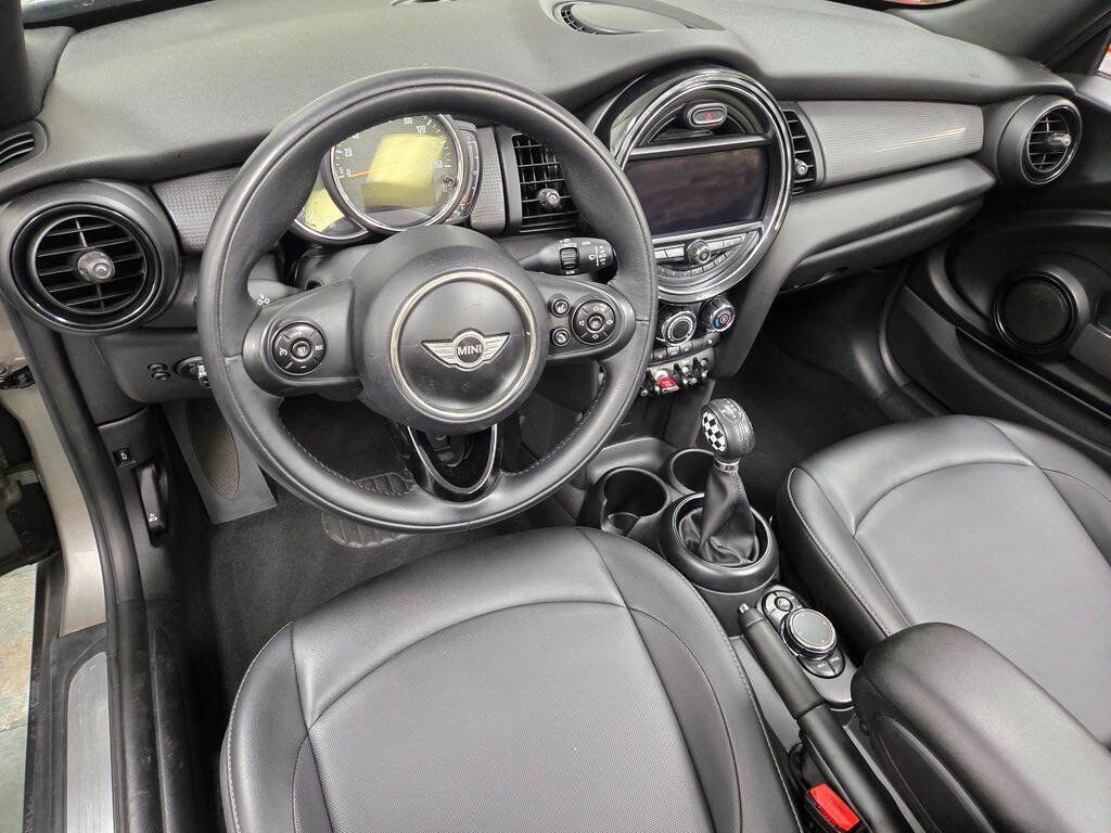 Used 2019 MINI Cooper Convertible w/ Signature Upholstery Package FWD image 19
