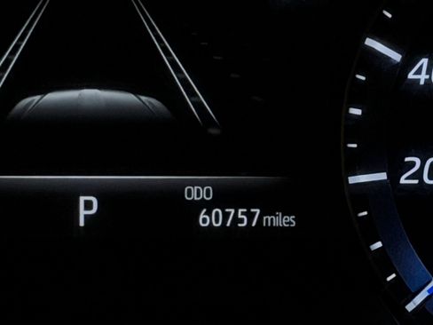 Used 2021 Toyota Highlander Platinum AWD/4WD image 21