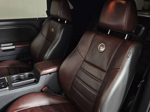 Used 2014 Dodge Challenger R/T image 21