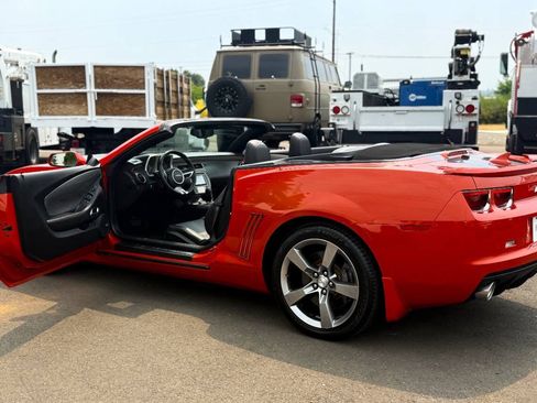 Used 2011 Chevrolet Camaro SS w/ RS Package RWD image 2