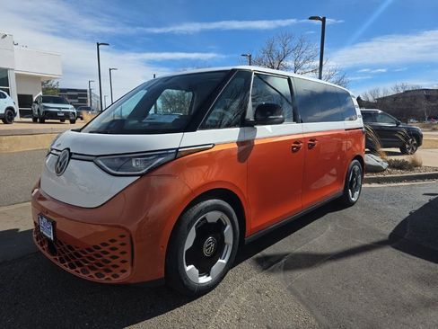 New 2025 Volkswagen ID. Buzz Pro S Plus image 2