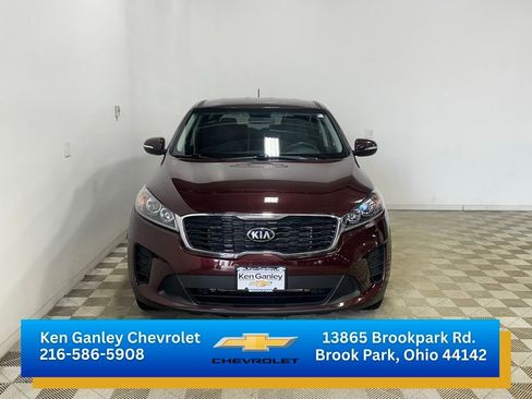 Used 2020 Kia Sorento LX FWD image 2