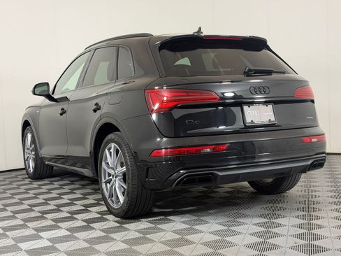 Certified 2023 Audi Q5 e Premium Plus w/ Premium Plus Package AWD/4WD image 3