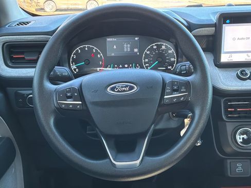 Used 2022 Ford Maverick XLT image 15
