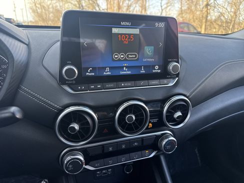 Used 2023 Nissan Sentra SV image 13