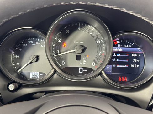 Certified 2025 Porsche Macan image 29