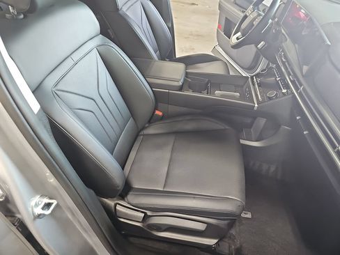 Used 2025 Hyundai Santa Fe SEL AWD/4WD image 10