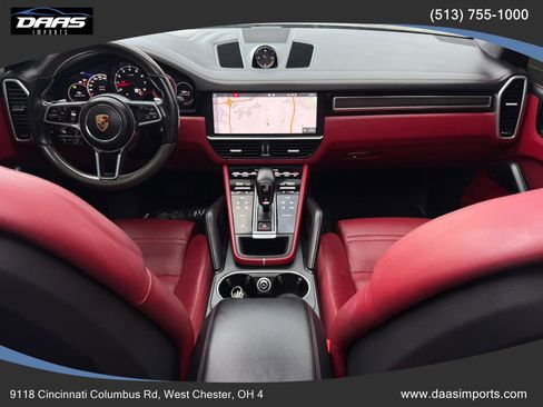 Used 2019 Porsche Cayenne GTS AWD/4WD image 6