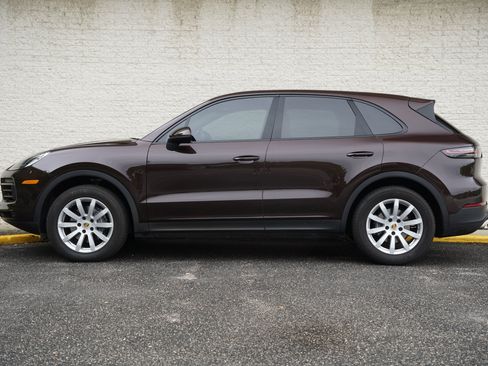 Used 2019 Porsche Cayenne AWD/4WD image 4