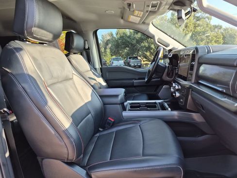 Used 2024 Ford F250 Lariat w/ Lariat Ultimate Package AWD/4WD image 39