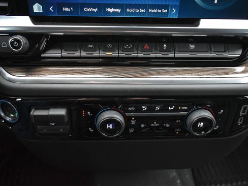 New 2026 Chevrolet Silverado 1500 LT image 27