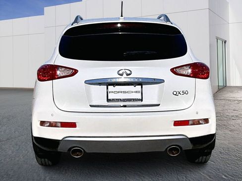 Used 2017 INFINITI QX50 2WD w/ Premium Plus Package image 6