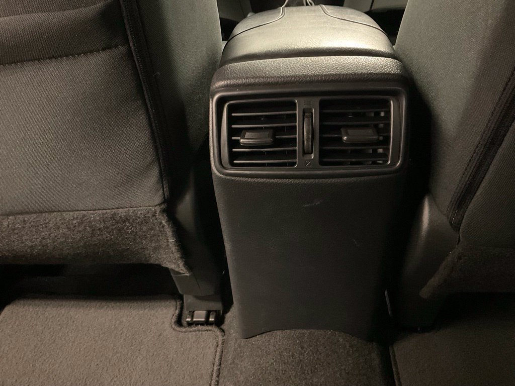 Used 2017 Nissan Rogue SV FWD image 35