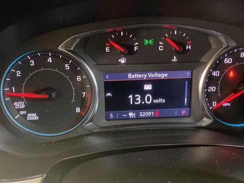 Certified 2023 Chevrolet Traverse RS FWD image 25