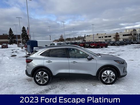 Used 2023 Ford Escape Platinum image 6