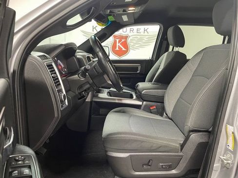 Used 2024 RAM 1500 Warlock AWD/4WD image 11