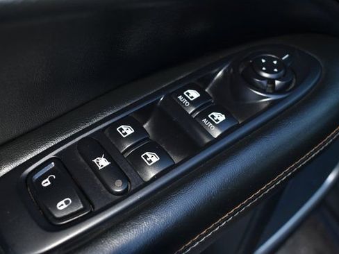 Used 2020 Jeep Compass Latitude AWD/4WD image 15