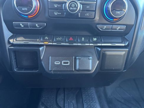 Used 2020 Chevrolet Silverado 1500 LT w/ All-Star Edition image 5