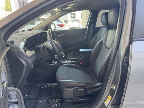 Used 2025 Buick Encore GX Preferred FWD image 27