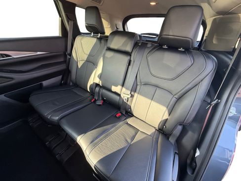 Used 2023 INFINITI QX60 Luxe image 17
