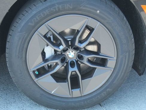 New 2026 BMW iX xDrive60 image 11