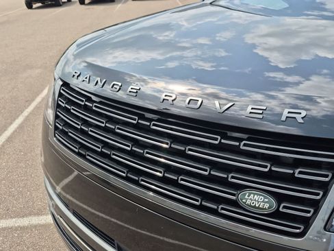 Used 2023 Land Rover Range Rover First Edition AWD/4WD image 12