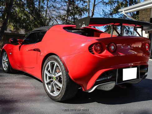 Used 2005 Lotus Elise image 16