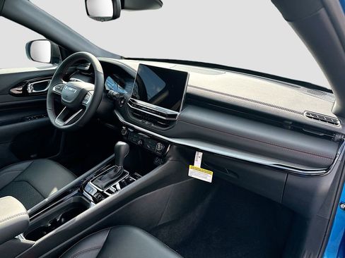 New 2026 Jeep Compass Trailhawk AWD/4WD image 28
