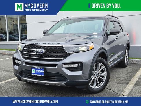 Used 2022 Ford Explorer XLT w/ Equipment Group 202A image 1
