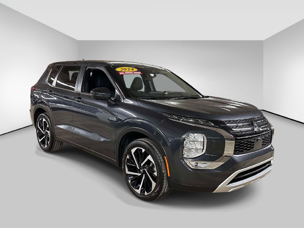 Used 2024 Mitsubishi Outlander SE AWD/4WD image 7