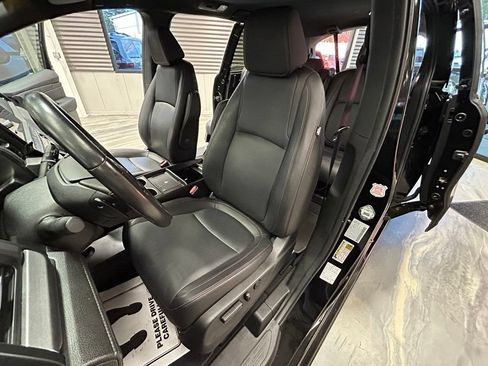 Used 2025 Honda Odyssey Sport-L image 9